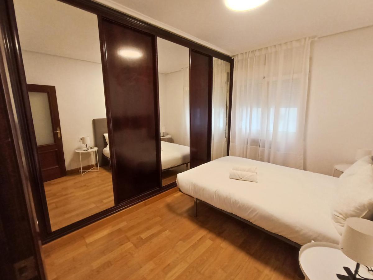 Apartamento Tito Oviedo 621A エクステリア 写真